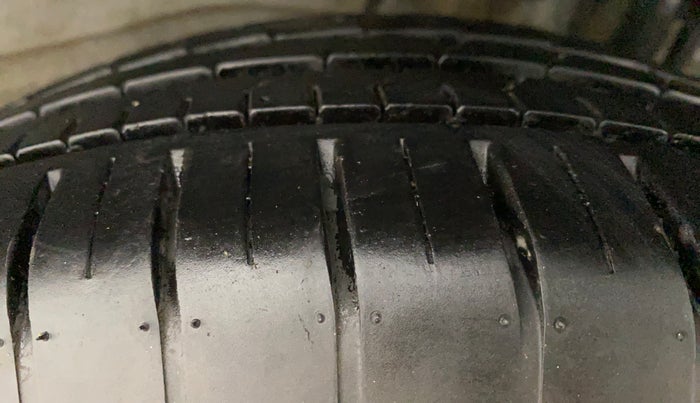 2018 Tata NEXON XM PETROL, Petrol, Manual, 62,753 km, Left Rear Tyre Tread