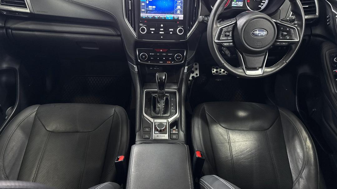 2022 Subaru Forester Hybrid S (AWD), Automatic, 74527 km, Center Console