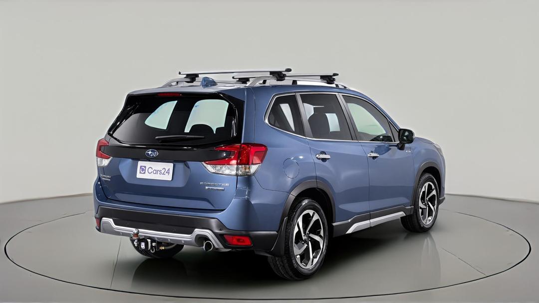 2022 Subaru Forester Hybrid S (AWD), Automatic, 74527 km, Right Back Diagonal (45- Degree) View