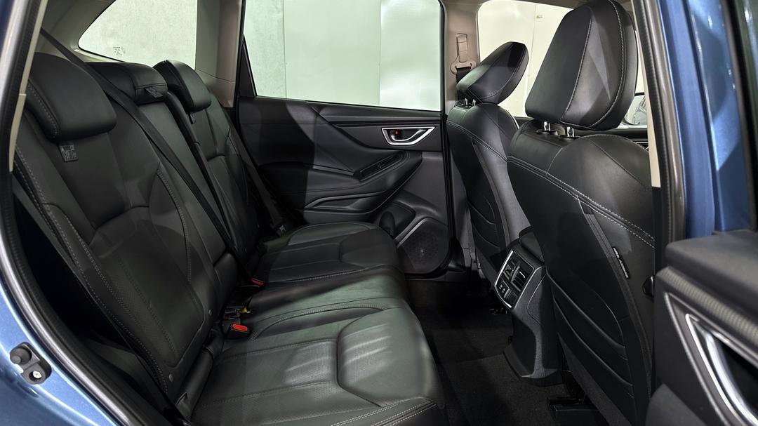 2022 Subaru Forester Hybrid S (AWD), Automatic, 74527 km, Right Side Rear Door Cabin View