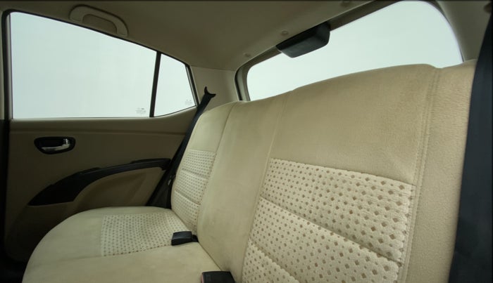 2011 Hyundai i10 MAGNA 1.2 KAPPA2, Petrol, Manual, 46,090 km, Right Side Rear Door Cabin