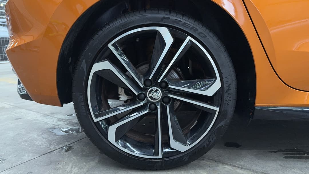 2022 SKODA Fabia 110tsi Monte Carlo Edition 150, Automatic, 42488 km, Right Rear Wheel