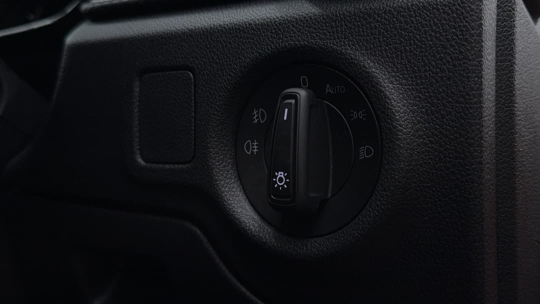 2022 SKODA Fabia 110tsi Monte Carlo Edition 150, Automatic, 42488 km, Utility Switches/Buttons