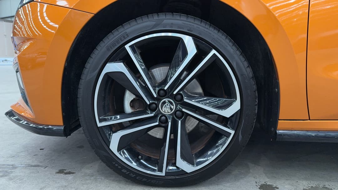 2022 SKODA Fabia 110tsi Monte Carlo Edition 150, Automatic, 42488 km, Left Front Wheel