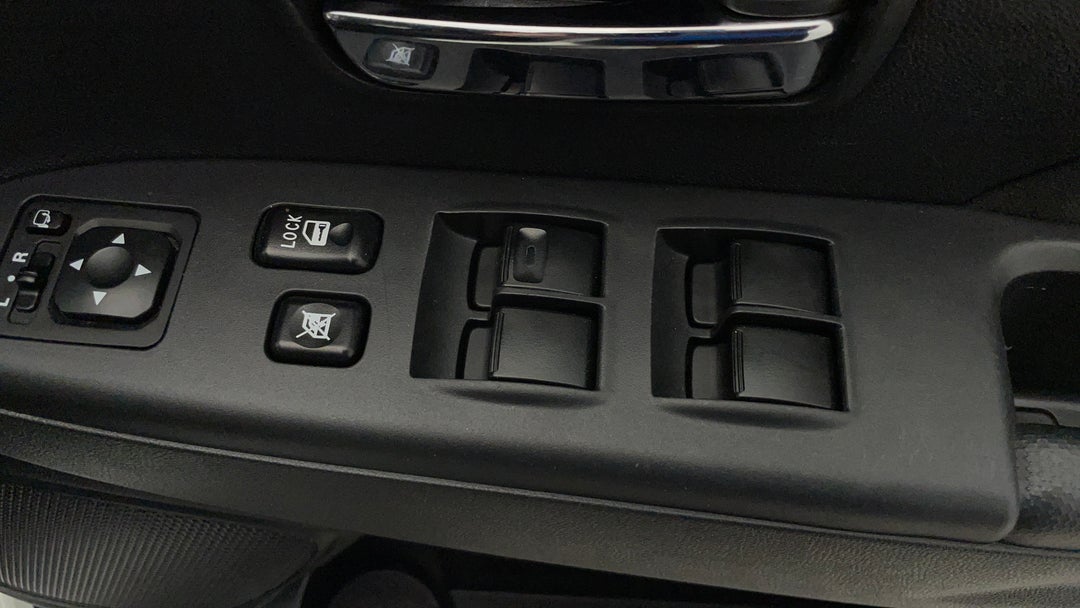 Drivers Side Door Panel Controls