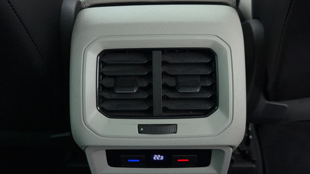 2018 Volkswagen Tiguan 162 Tsi Highline, Automatic, 118874 km, Rear A/C Vent
