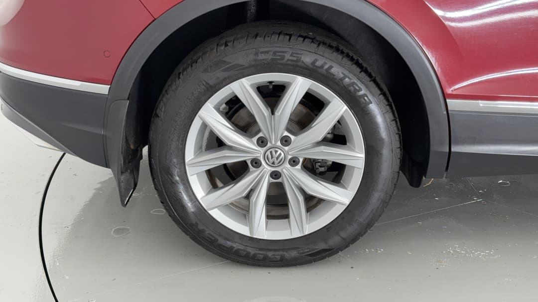 2018 Volkswagen Tiguan 162 Tsi Highline, Automatic, 118874 km, Right Rear Wheel
