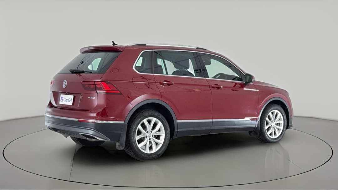 2018 Volkswagen Tiguan 162 Tsi Highline, Automatic, 118874 km, Right Back Diagonal (45- Degree) View