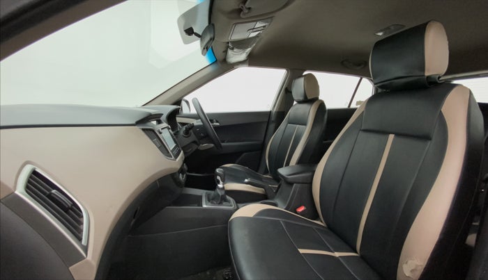 2016 Hyundai Creta SX PLUS 1.6 PETROL, Petrol, Manual, 64,183 km, Right Side Front Door Cabin