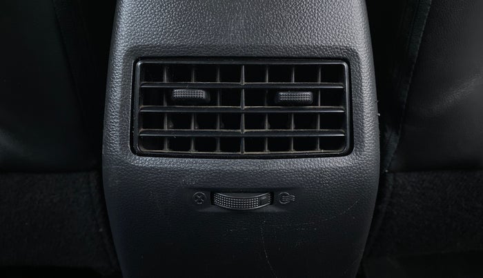 2018 Hyundai Elite i20 SPORTZ 1.2, Petrol, Manual, 42,448 km, Rear AC Vents