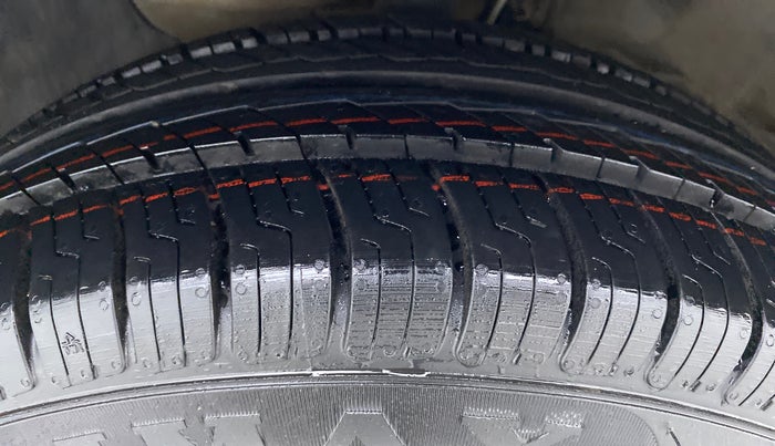2018 Hyundai Elite i20 SPORTZ 1.2, Petrol, Manual, 42,448 km, Left Front Tyre Tread