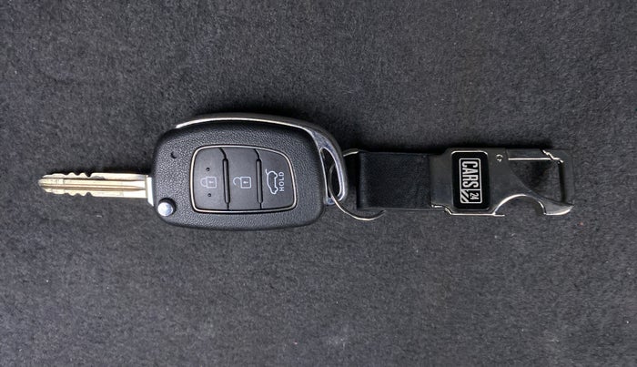 2018 Hyundai Elite i20 SPORTZ 1.2, Petrol, Manual, 42,448 km, Key Close Up