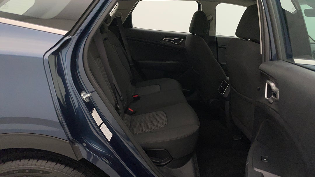 2024 Kia Sportage S (awd), Automatic, 46936 km, Right Side Rear Door Cabin View