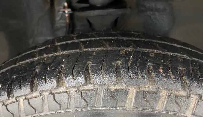 2018 Maruti Alto 800 LXI, Petrol, Manual, 18,850 km, Right Front Tyre Tread