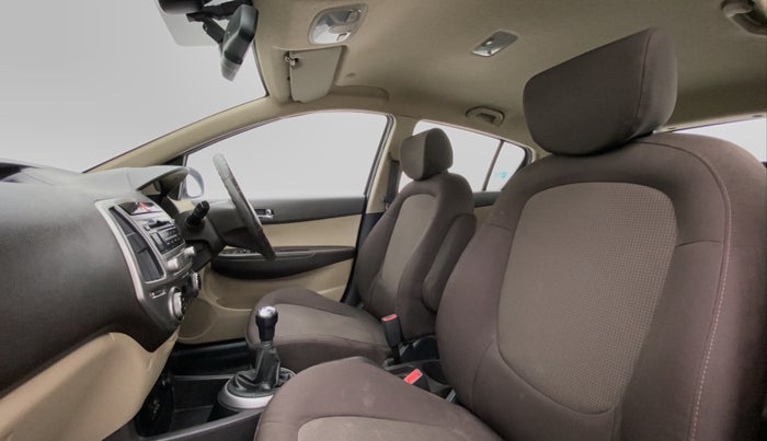2013 Hyundai i20 ASTA 1.2, Petrol, Manual, 70,663 km, Right Side Front Door Cabin