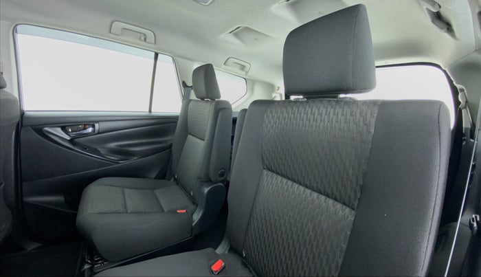 2016 Toyota Innova Crysta 2.4 GX 7 STR, Diesel, Manual, 26,183 km, Right Side Rear Door Cabin