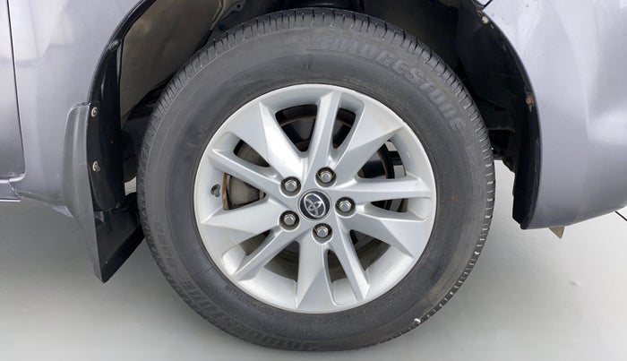 2016 Toyota Innova Crysta 2.4 GX 7 STR, Diesel, Manual, 26,183 km, Right Front Wheel