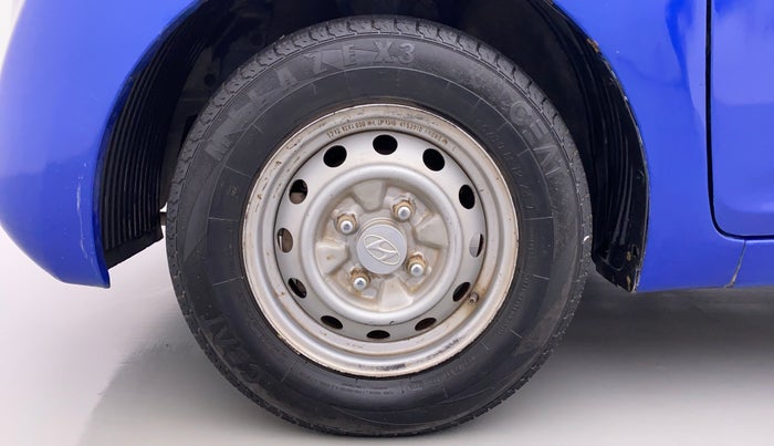 2013 Hyundai Eon ERA PLUS, Petrol, Manual, 61,733 km, Left Front Wheel