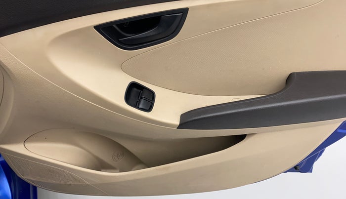 2013 Hyundai Eon ERA PLUS, Petrol, Manual, 61,733 km, Driver Side Door Panels Control