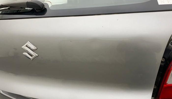 2017 Maruti Baleno DELTA PETROL 1.2, Petrol, Manual, 95,168 km, Dicky (Boot door) - Slightly dented