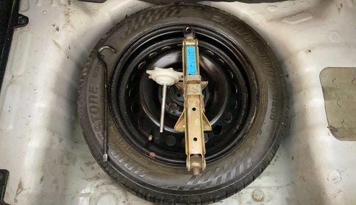 2016 Hyundai Grand i10 ASTA 1.2 KAPPA VTVT, Petrol, Manual, 72,561 km, Dicky (Boot door) - Tool missing