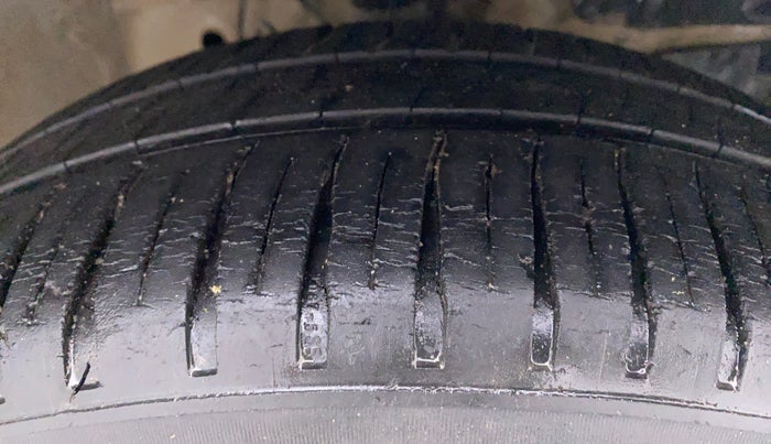 2015 Honda Jazz 1.2 VX I-VTECH, Petrol, Manual, 84,519 km, Right Front Tyre Tread