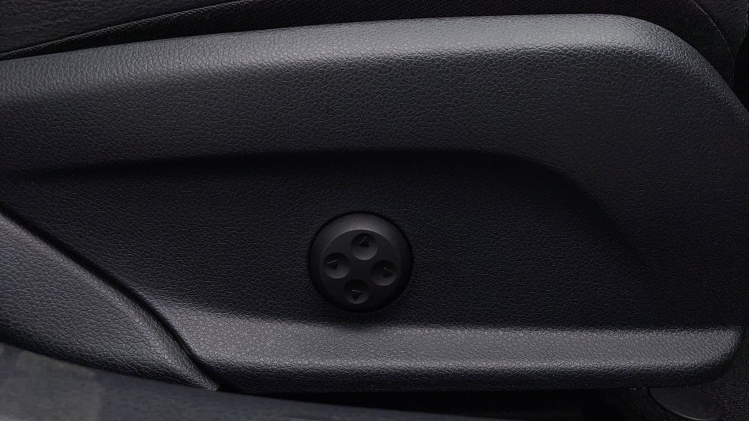 2016 Mercedes-benz C250 C250, Automatic, 127236 km, Drivers Side Adjustment Panel