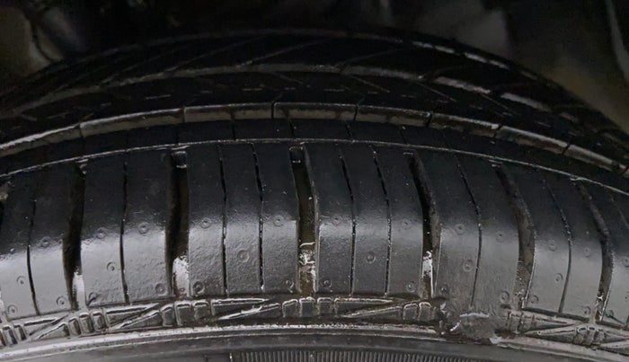 2012 Honda Brio 1.2 V MT I VTEC, Petrol, Manual, 27,755 km, Left Front Tyre Tread