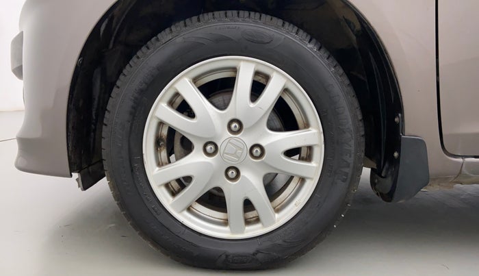 2012 Honda Brio 1.2 V MT I VTEC, Petrol, Manual, 27,755 km, Left Front Wheel