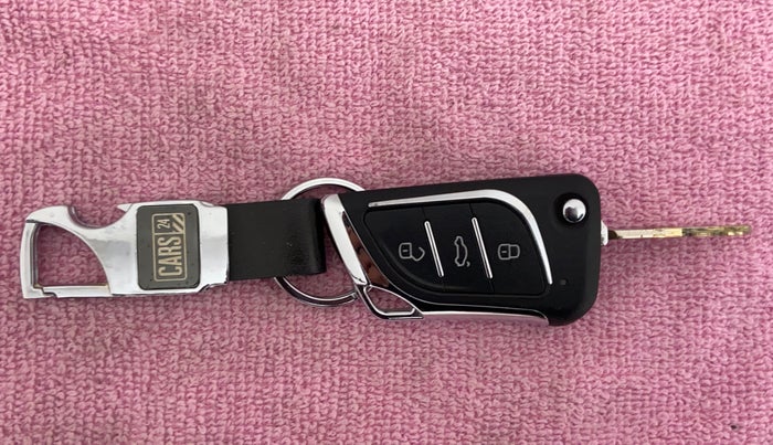 2017 Datsun Redi Go T (O), Petrol, Manual, 24,193 km, Key Close Up