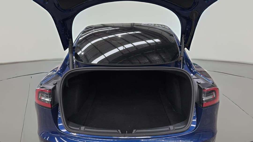 2022 Tesla Model 3 Rear-wheel Drive, Automatic, 66791 km, Boot Inside View