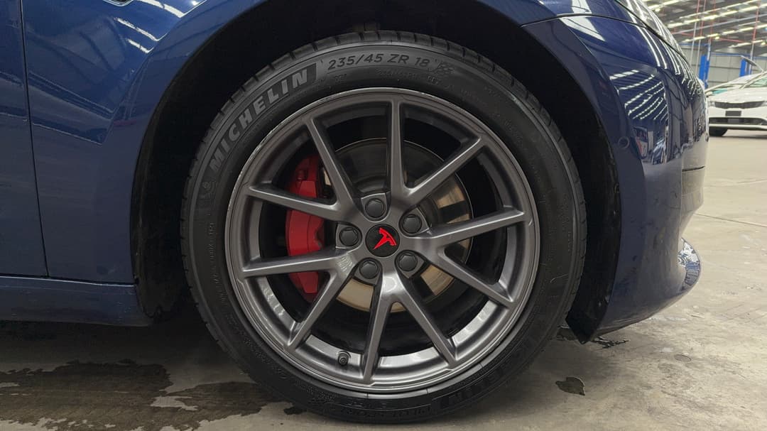 Right Front Wheel