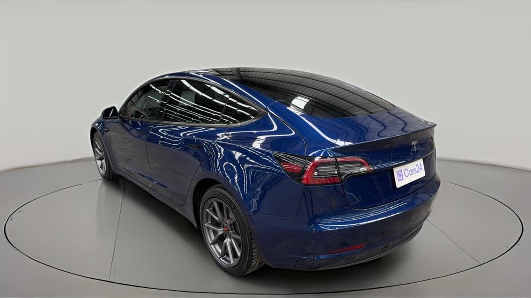 2022 Tesla Model 3 Rear-wheel Drive, Automatic, 66791 km, Left Back Diagonal (45- Degree) View