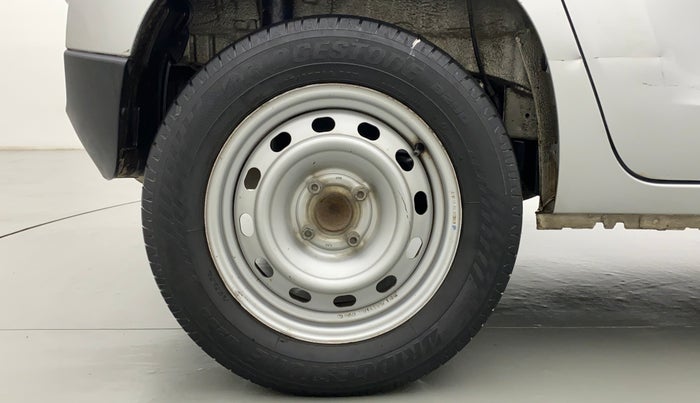 2019 Mahindra Kuv100 K2 TRIP CNG, CNG, Manual, 72,230 km, Right Rear Wheel