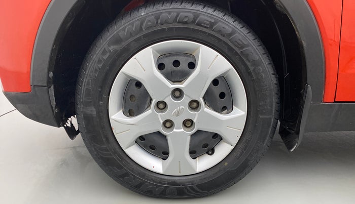 2019 Mahindra XUV300 1.5 W6 MT, Diesel, Manual, 37,875 km, Left Front Wheel