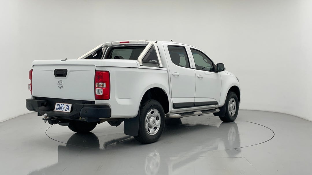 Right Back Diagonal (45- Degree) View