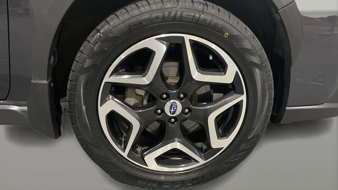 2017 Subaru XV 2.0i-s, Automatic, 134307 km, Right Front Wheel