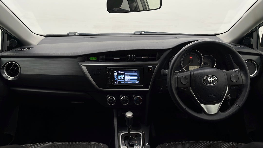 2013 Toyota Corolla Ascent Sport, Automatic, 69768 km, Dashboard View