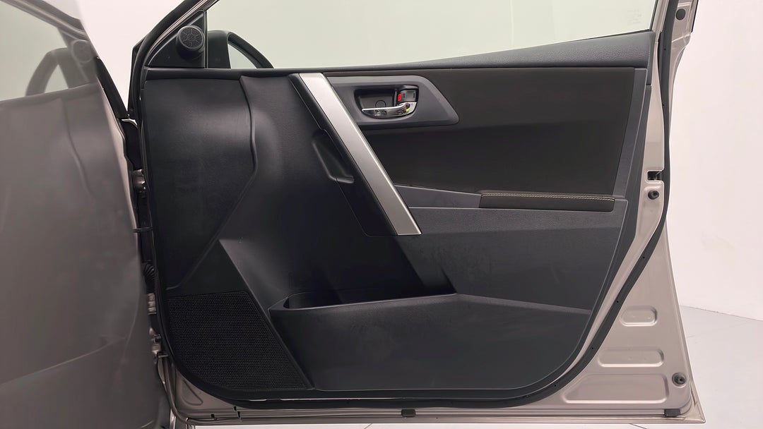 2013 Toyota Corolla Ascent Sport, Automatic, 69768 km, Speaker View