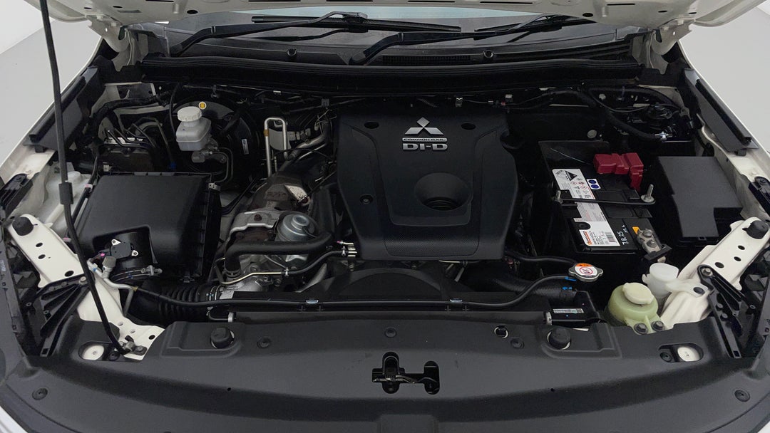 Open Bonnet (Engine)