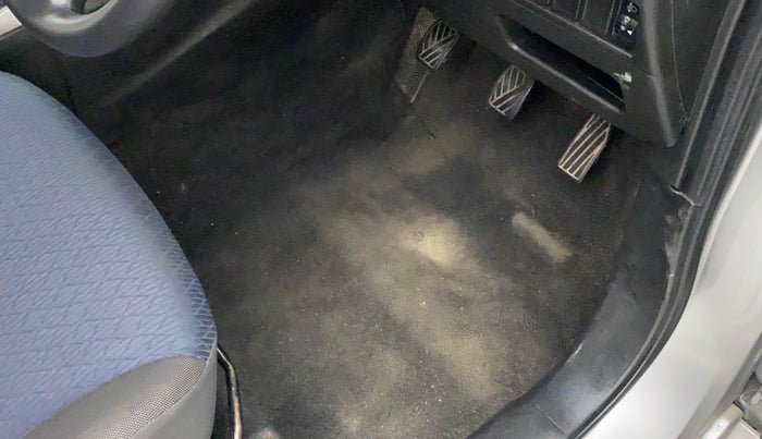 2019 Maruti Baleno DELTA PETROL 1.2, Petrol, Manual, 49,874 km, Flooring - Carpet is minor damage