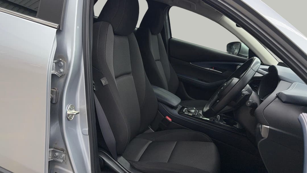 2021 Mazda CX-30 G20 Evolve (FWD), Automatic, 33543 km, Right Side Front Door Cabin View
