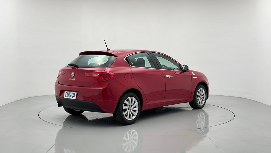 Right Back Diagonal (45- Degree) View