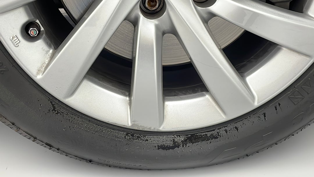 Wheels Rim Front RHS Scratch