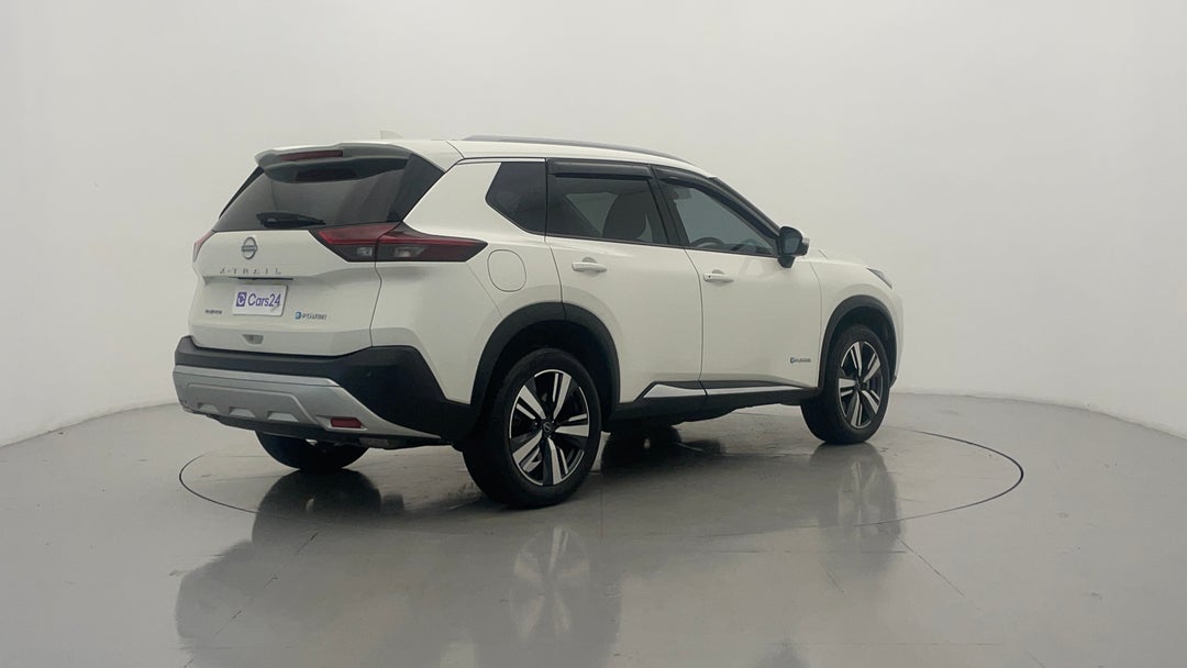 2024 Nissan X-trail Ti (4wd) E-power (hybrid), Automatic, 4004 km, Right Back Diagonal (45- Degree) View
