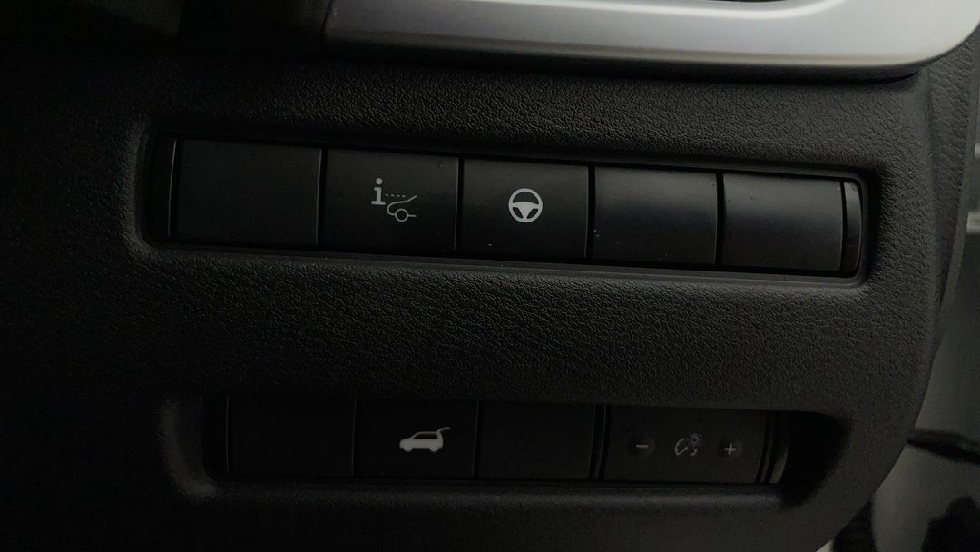 2024 Nissan X-trail Ti (4wd) E-power (hybrid), Automatic, 4004 km, Utility Switches/Buttons