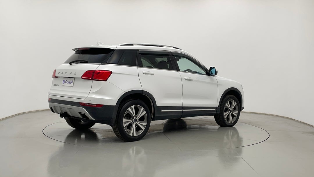 Right Back Diagonal (45- Degree) View