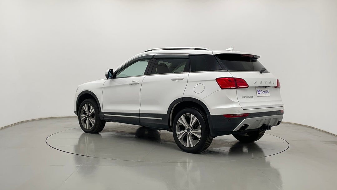 Left Back Diagonal (45- Degree) View