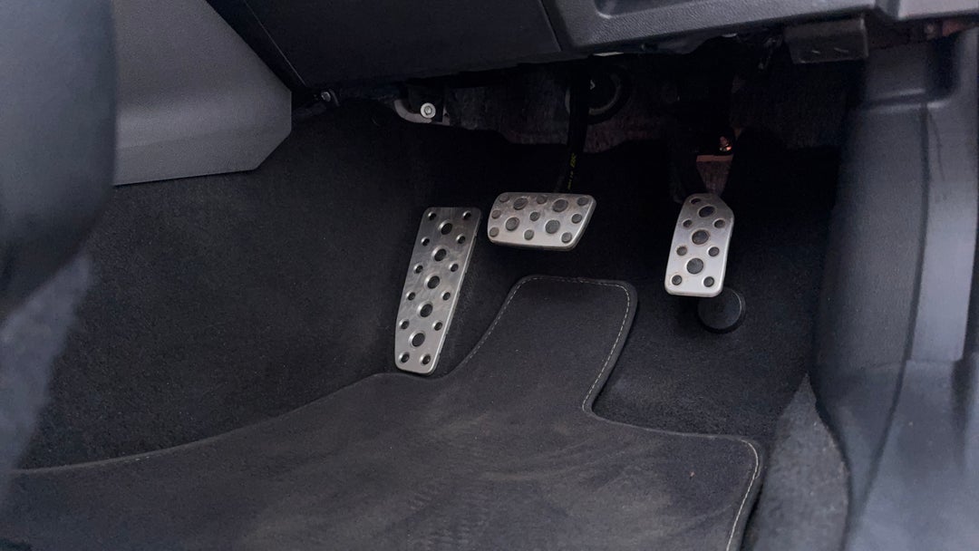 Pedals and Footmat