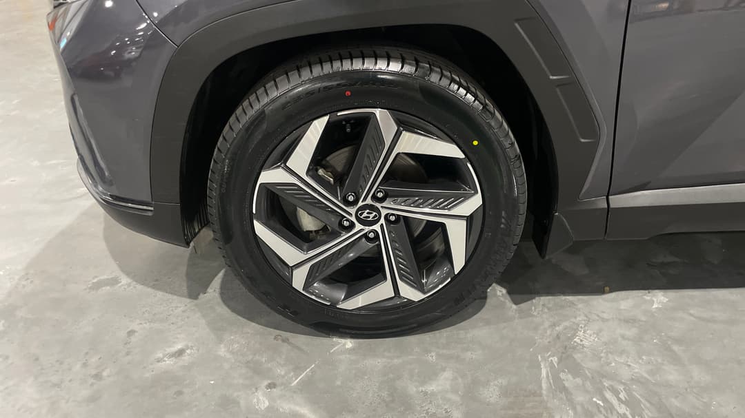 2022 Hyundai Tucson Highlander (AWD), Automatic, 87080 km, Left Front Wheel